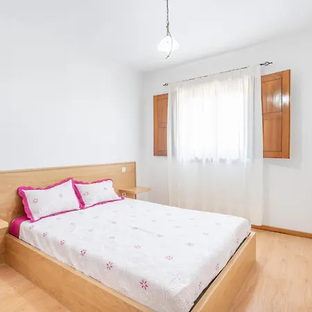Cantinho Dos Fernandes Apartment *